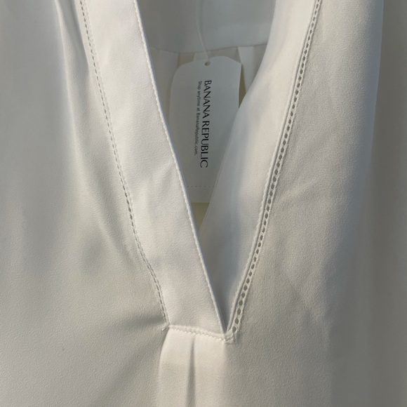 New - Banana Republic top - Picture 2 of 4